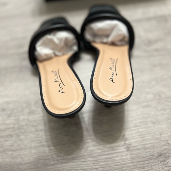 Anna Michelle Black Heel Sandals size 8 - Picture 4 of 7